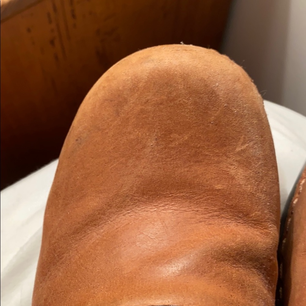 Bjorndal tan clogs